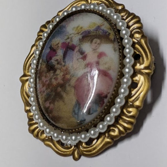 Vintage Look French Can Can Dancer Cameo Brooch - Picture 1 of 5